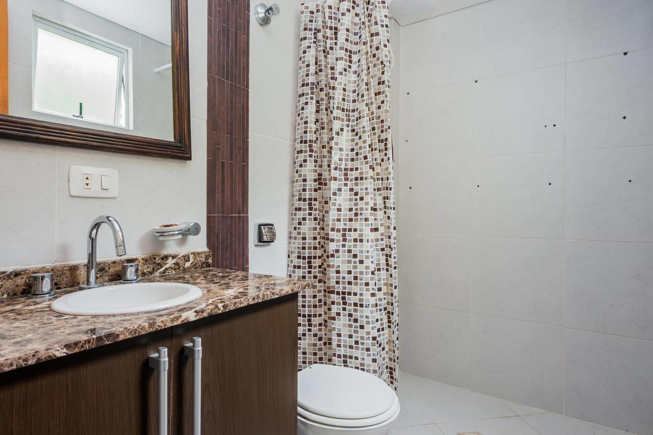 Pedacinho Do Paraiso Bed & Breakfast Curitiba Exterior photo