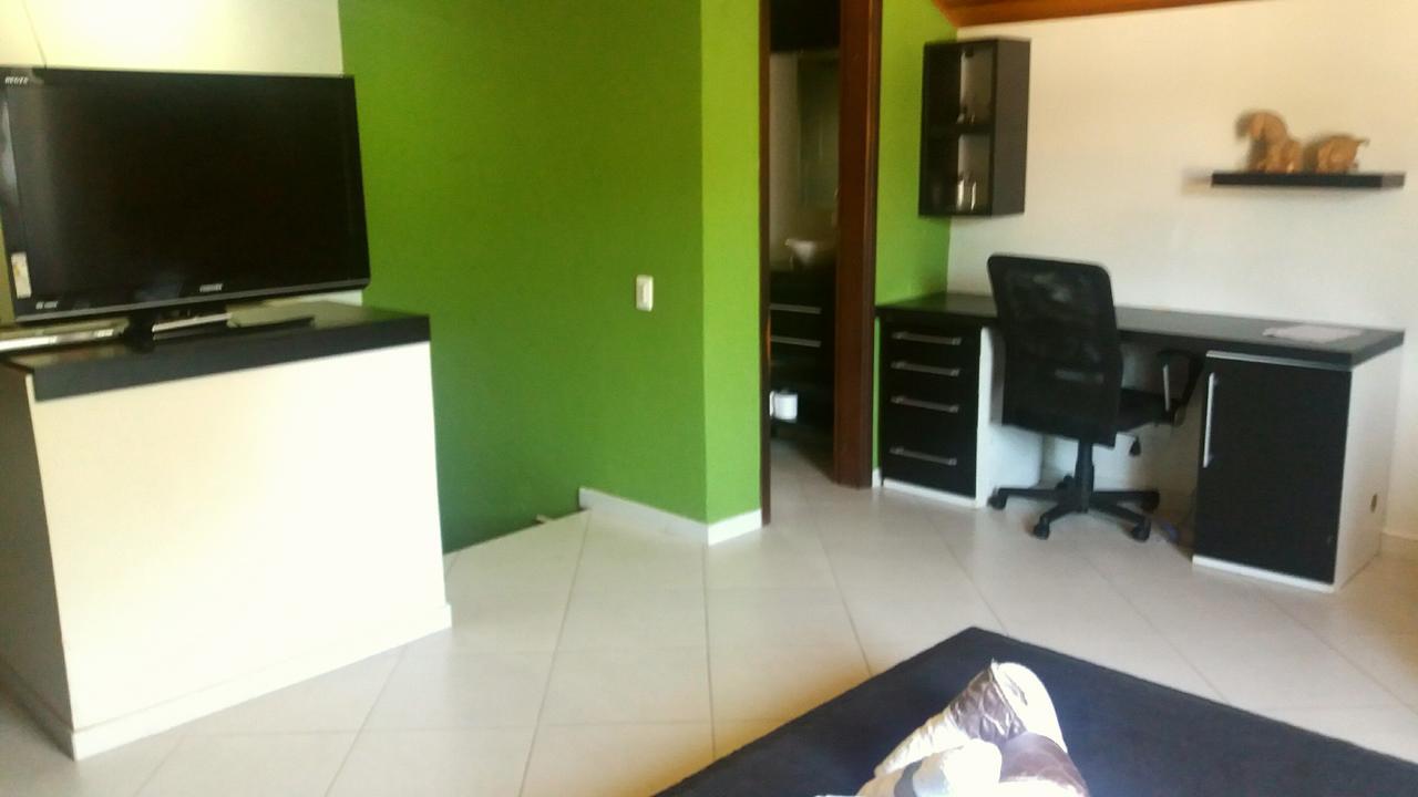 Pedacinho Do Paraiso Bed & Breakfast Curitiba Exterior photo